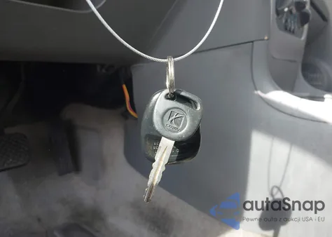 2006 Saturn Ion 3 из США, поврежденный, VIN 1G8AL55F06Z180598